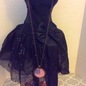 Plunder patriotic necklace